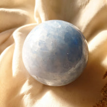 Afbeelding in Gallery-weergave laden, Blauwe Calciet Bol - Insight Stones