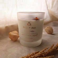 Afbeelding in Gallery-weergave laden, Fire Ritual Kaars - Tijgeroog - Coconut Lime - Insight Stones