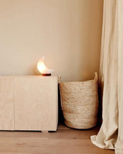 Afbeelding in Gallery-weergave laden, Witte grote zoutsteen maan lamp - Insight Stones