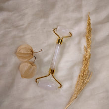 Afbeelding in Gallery-weergave laden, Witte jade massageroller - goud - Insight Stones