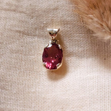 Afbeelding in Gallery-weergave laden, Zilveren (925) hanger met gefacetteerde roze toermalijn - Insight Stones