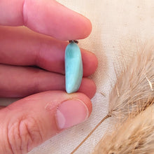 Afbeelding in Gallery-weergave laden, Zilveren hanger met geslepen larimar - 3,4 gram - Insight Stones