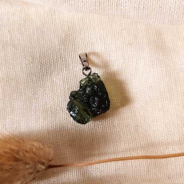Zilveren hanger met Moldaviet - 2,4 gram - Insight Stones