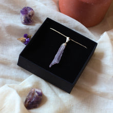 Afbeelding in Gallery-weergave laden, Roze kunziet hanger met zilveren zetting | Insight Stones