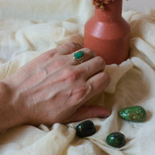 Afbeelding in Gallery-weergave laden, Zilveren Ring S925 met Echte Turkoois uit Iran – Herenring (US 10.5 / HK 23) - Insight Stones