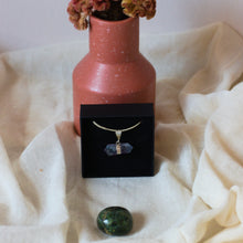 Afbeelding in Gallery-weergave laden, Zilveren (s925) hanger met paarse floriet - dubbeleinder - Insight Stones
