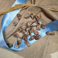 Load image into Gallery viewer, Zonnesteentrommelstenen B kwaliteit. - Insight Stones