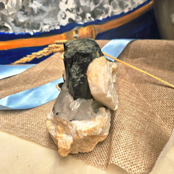 Zwarte Toermalijn (Schorl) met Kwarts – Skardu, Pakistan - Insight Stones