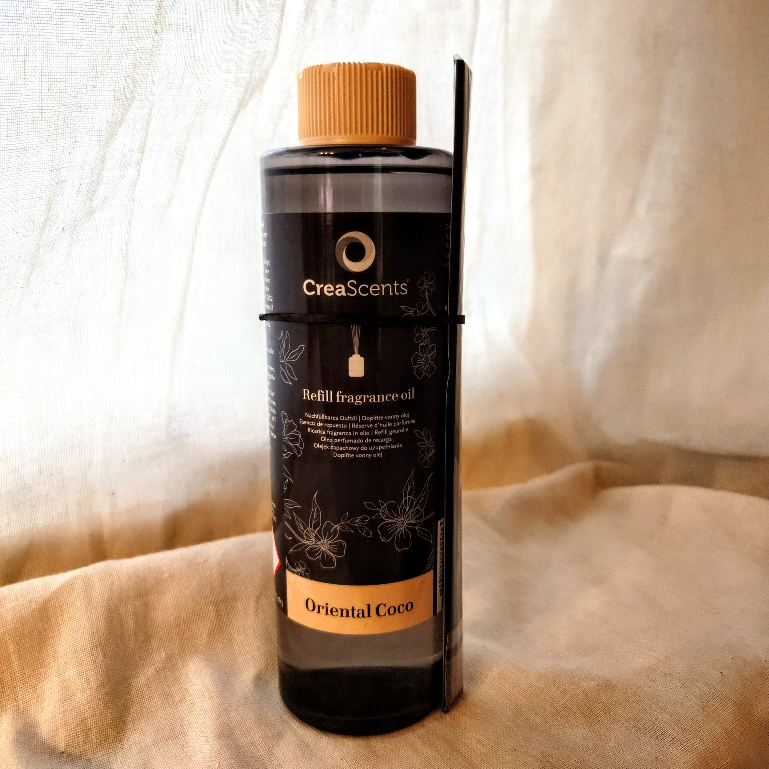 CreaScents diffuser refill with black sticks